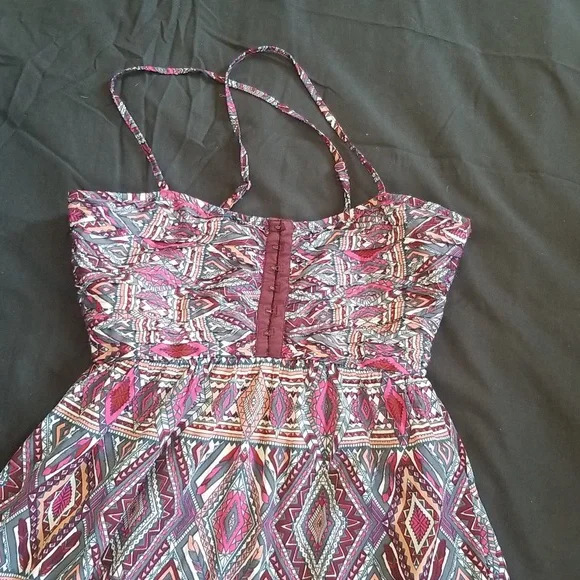 Dress - Picture 2 of 3